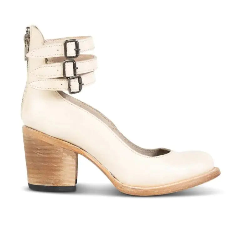 Modieuze Gesp-Sandalen voor Dames – Puntige Elegantie